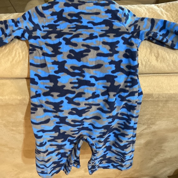 Carters 3piece baby boy bundle size 0-3 mo - Picture 8 of 10
